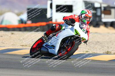 media/Jan-08-2022-SoCal Trackdays (Sat) [[1ec2777125]]/Turn 16 Set 2 (1115am)/